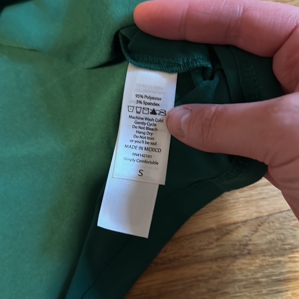 LulaRoe Liv Tee - Picture 5 of 6